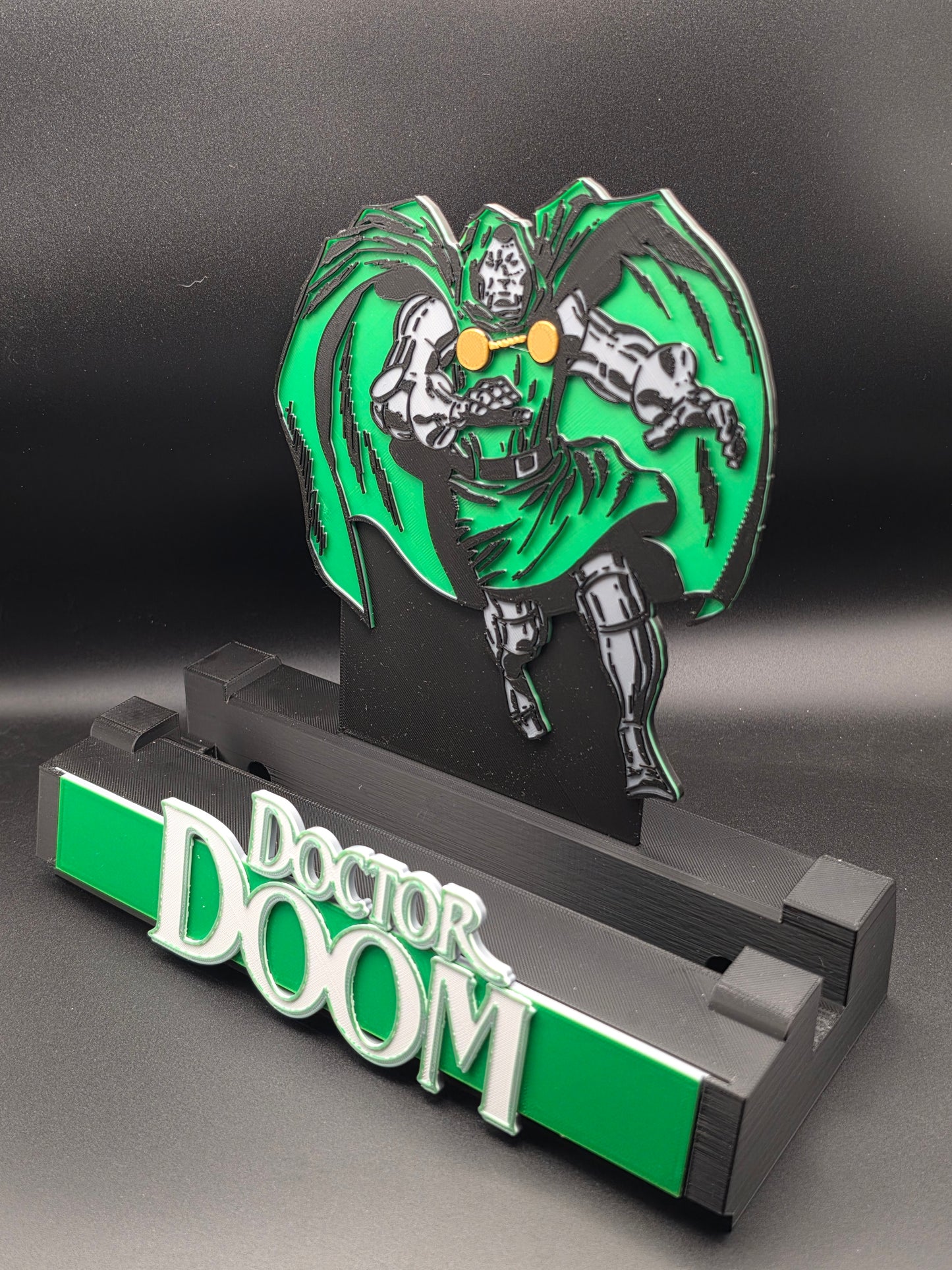 Doctor Doom - Comic Book Kickstand for Graded CGC, CBCS, Non-Graded