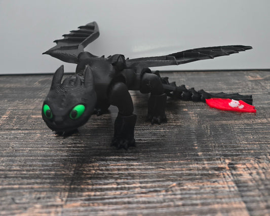 Nightfury (Toothless) - Medium Size 8"