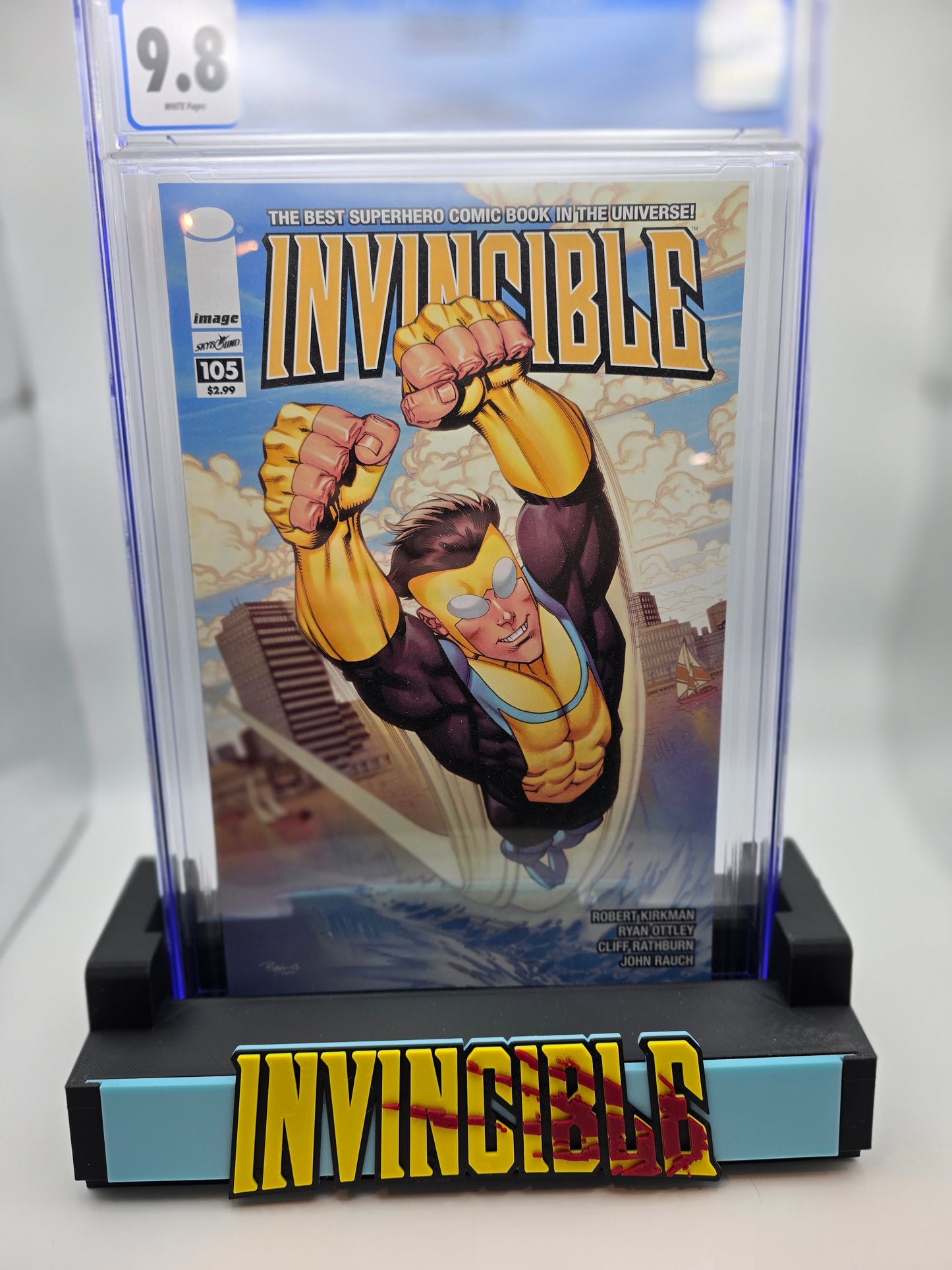 Invincible Comic Book Stand (Blood Splatter Face Plate)