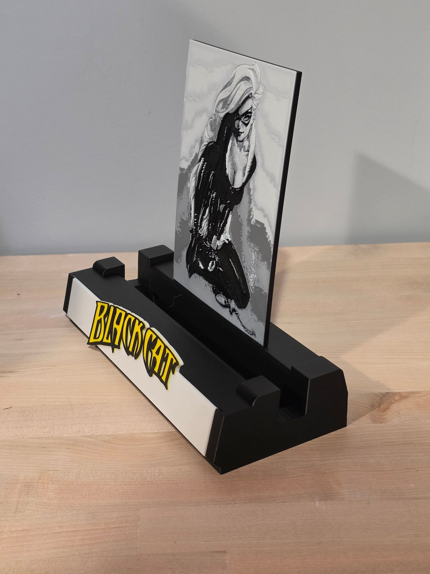 Black Cat- Comic Book Display Stand for Graded CGC, CBCS, Non-Graded