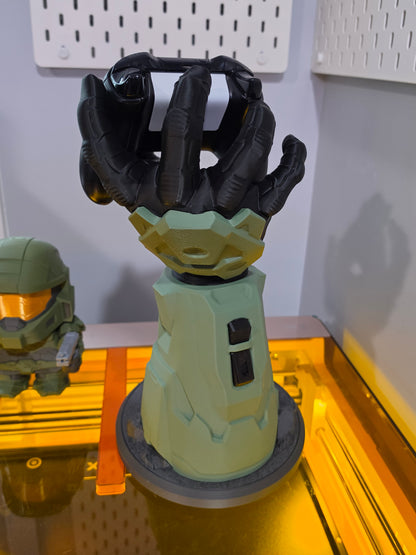 Halo- Master Chief SPARTAN-Ps4/Ps5/ Xbox/Headset Remote Controller Holder Stand