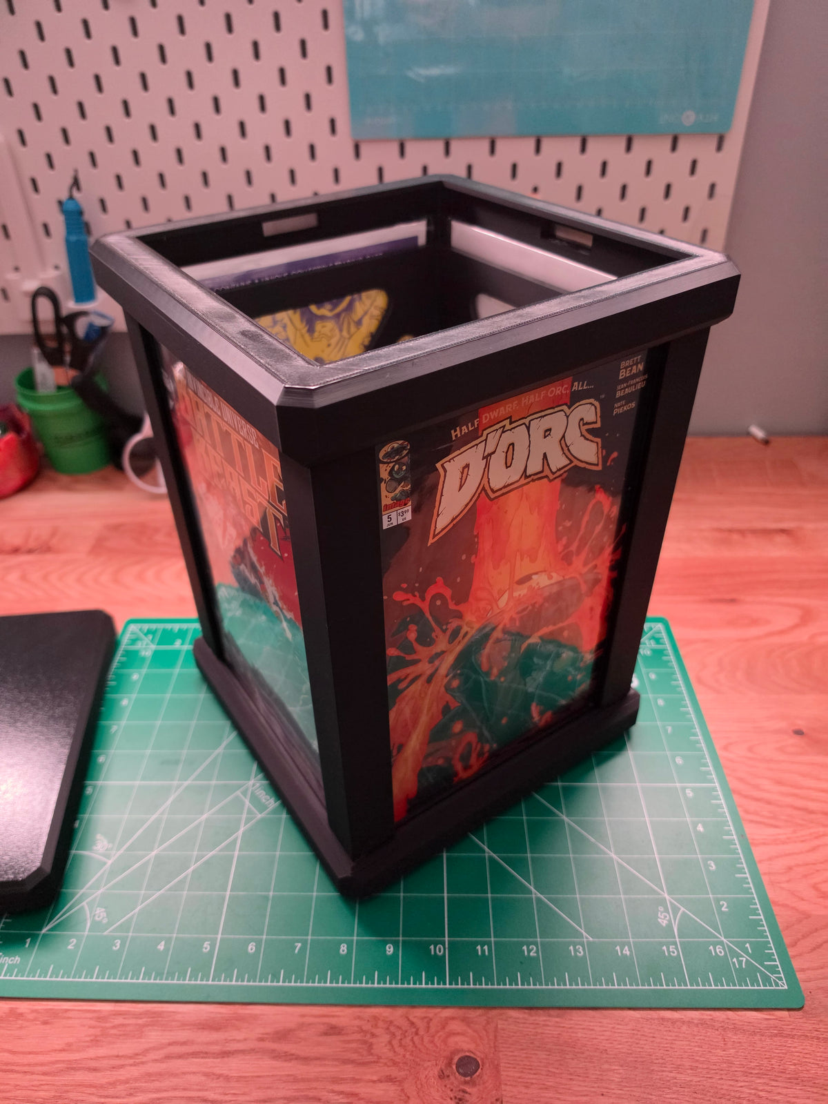 Comic Book Display Spinner/Storage Container for Non-Graded Comic Books