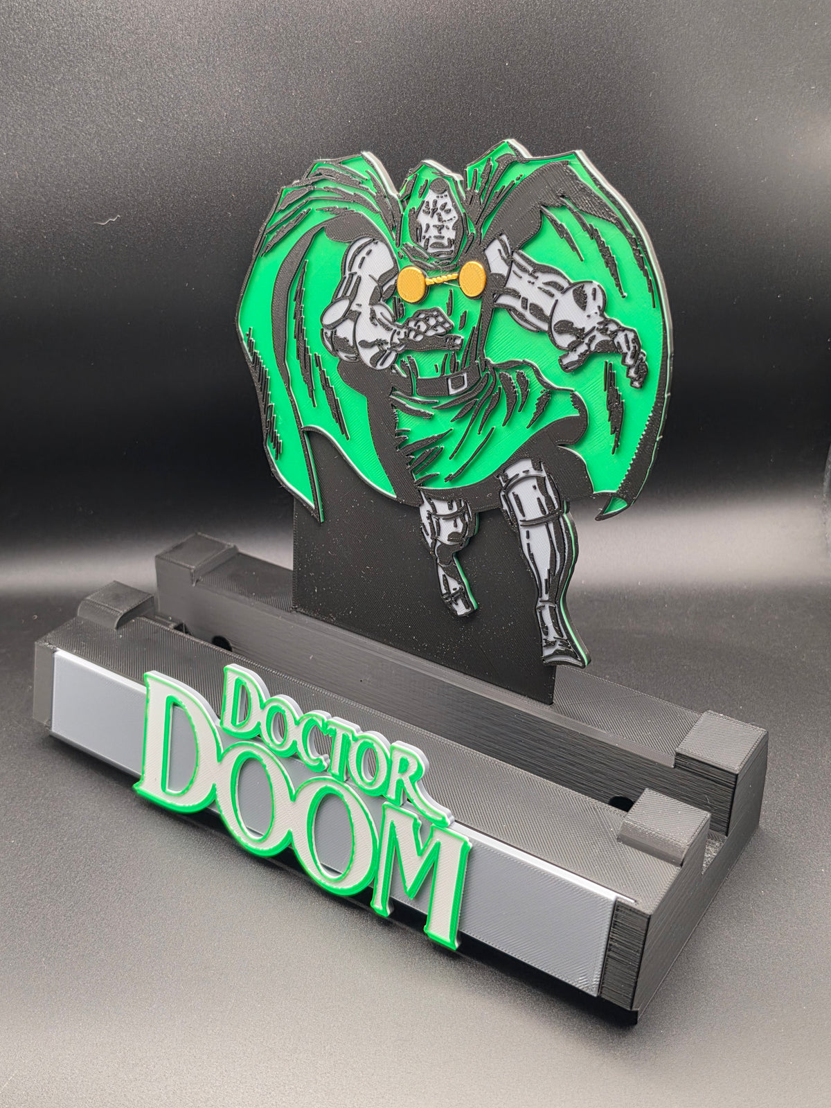 Doctor Doom - Comic Book Kickstand for Graded CGC, CBCS, Non-Graded