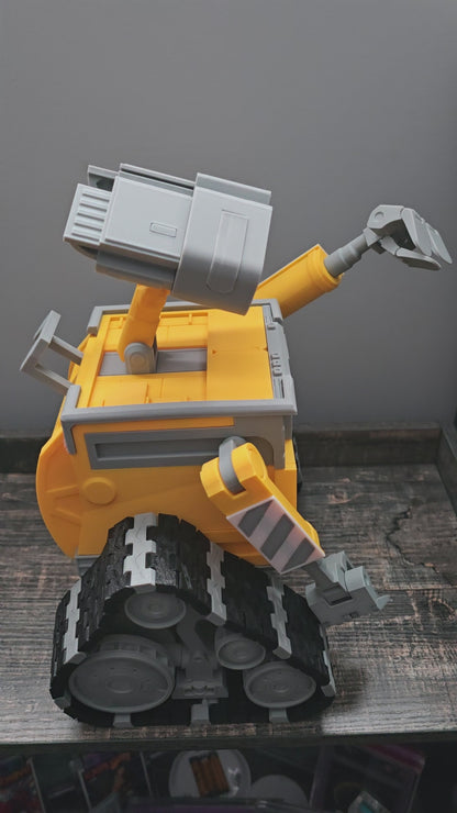 3D Printed WALL-E Model | Highly Detailed Moving Treads And Parts | 10.5" Tall |